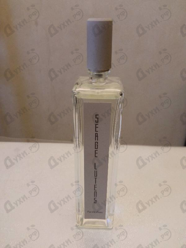 Духи Parole D'Eau от Serge Lutens