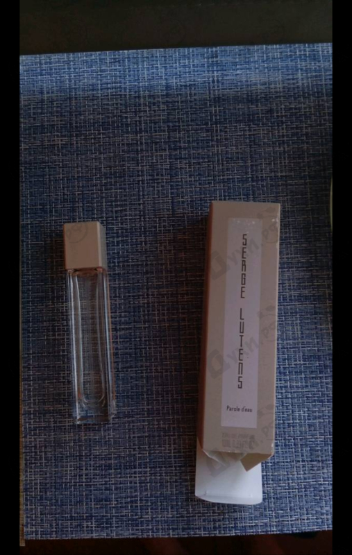 Парфюмерия Parole D'Eau от Serge Lutens