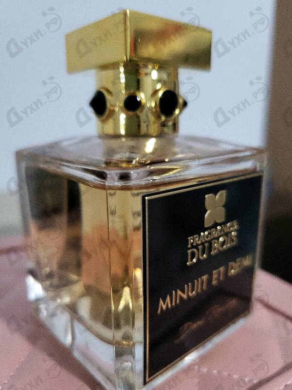 Духи Minuit Et Demi от Fragrance Du Bois