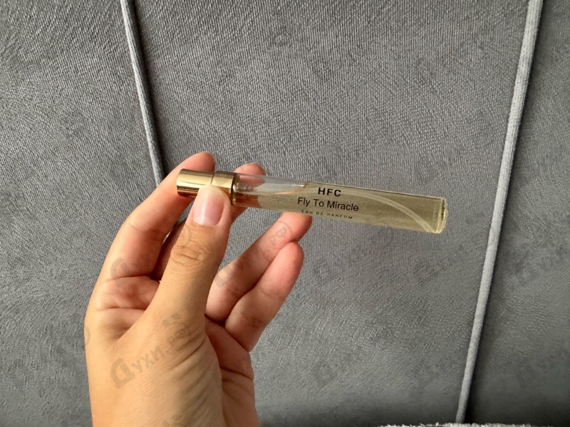 Парфюмерия Fly To Miracle от Haute Fragrance Company