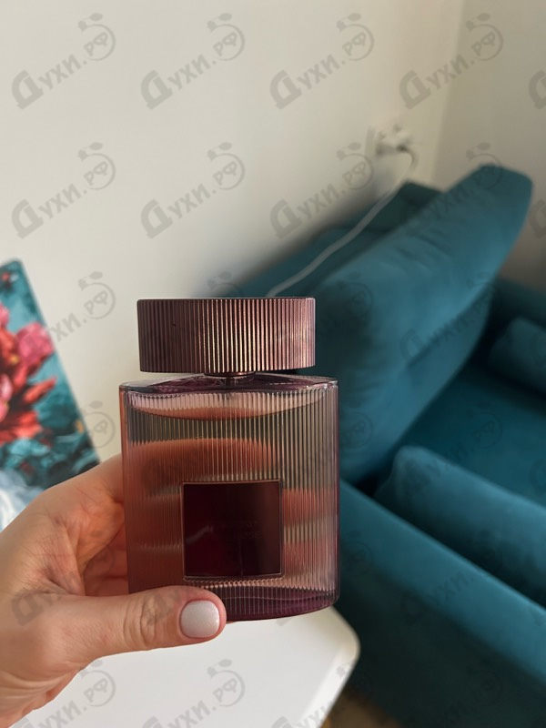 Парфюмерия Tom Ford Cafe Rose (2023)