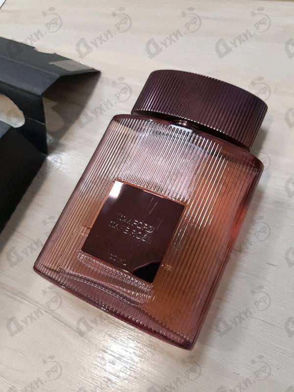 Духи Cafe Rose (2023) от Tom Ford