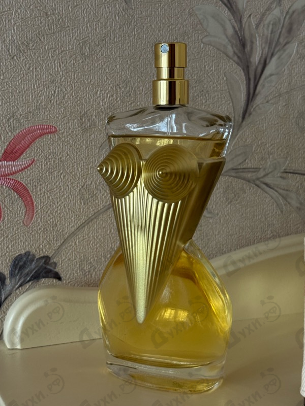 Парфюмерия Gaultier Divine от Jean Paul Gaultier
