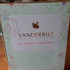Духи Jardin A New York от Gloria Vanderbilt