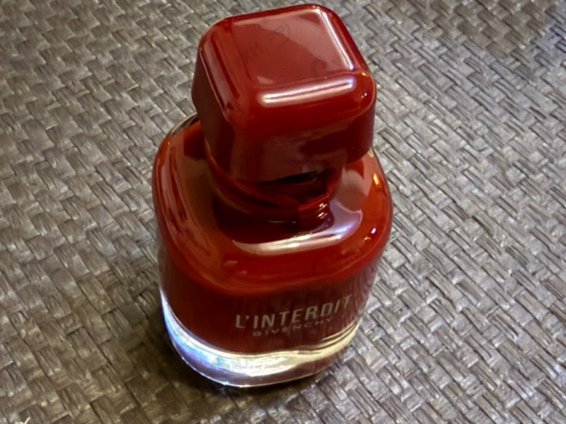 Парфюмерия Givenchy L'Interdit Eau De Parfum Rouge Ultime