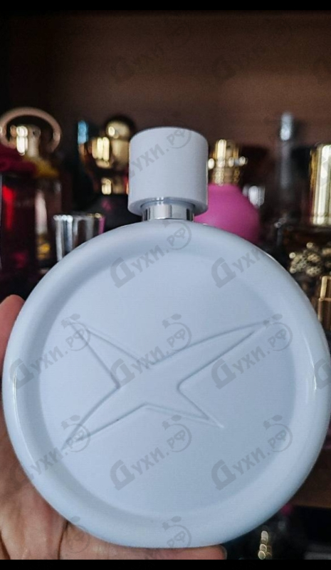 Духи Une Histoire De Femme Sensuelle от Patrik Mauboussin