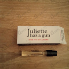 Духи Ode To Dullness от Juliette Has A Gun