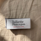 Духи Ode To Dullness от Juliette Has A Gun