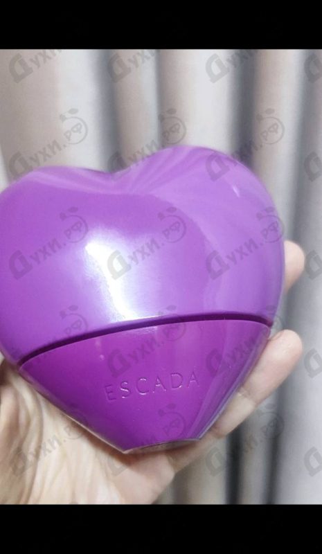 Купить Escada Party Love