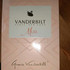 Парфюмерия Miss Vanderbilt от Gloria Vanderbilt