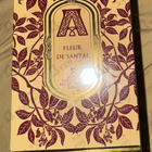 Духи Fleur De Santal от Attar Collection