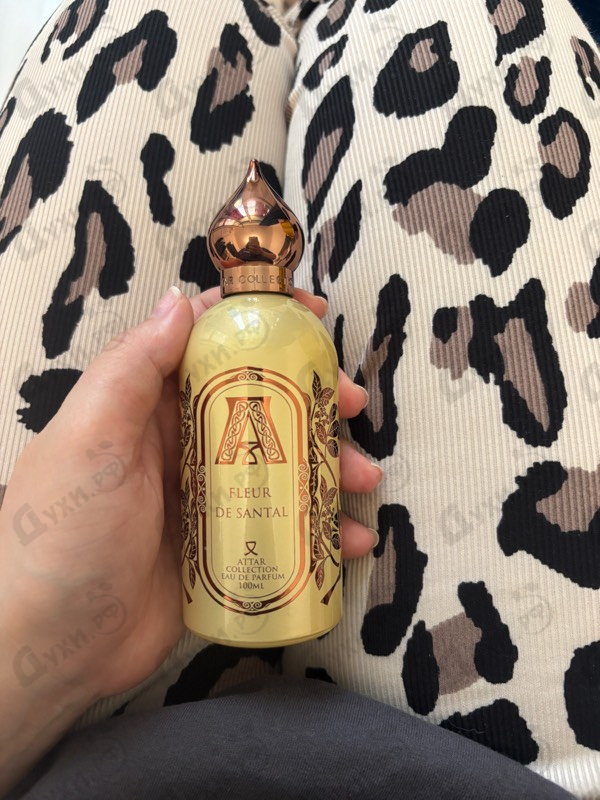 Духи Fleur De Santal от Attar Collection