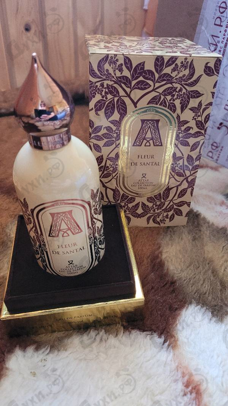 Духи Fleur De Santal от Attar Collection