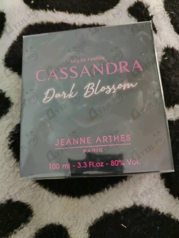 Духи Cassandra Dark Blossom от Jeanne Arthes