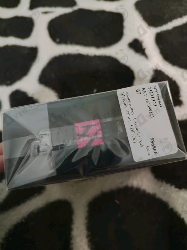 Духи Cassandra Dark Blossom от Jeanne Arthes