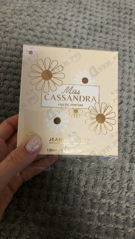 Отзывы Jeanne Arthes Miss Cassandra Духи Miss Cassandra от Jeanne Arthes