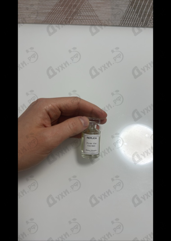 Духи Replica From The Garden от Maison Martin Margiela's