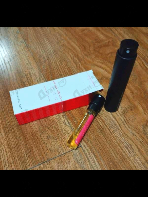 Парфюмерия 1500 L'Essence De Distance от YVRA