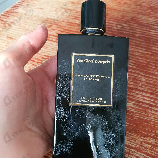 Парфюмерия Moonlight Patchouli Le Parfum от Van Cleef & Arpels