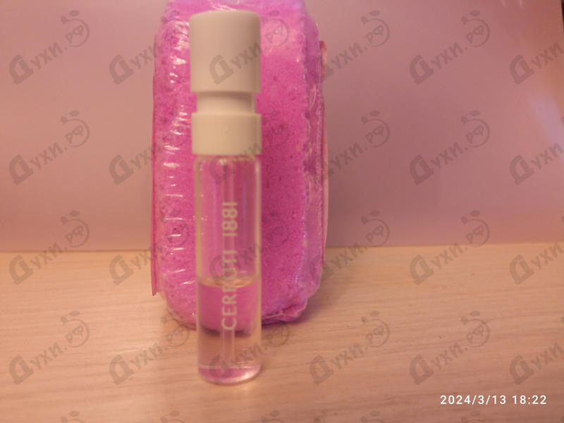 Парфюм Cerruti 1881 Reve De Roses Духи 1881 Reve De Roses от Cerruti