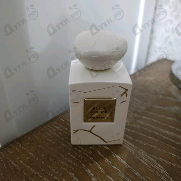Духи Blanc Kogane от Giorgio Armani