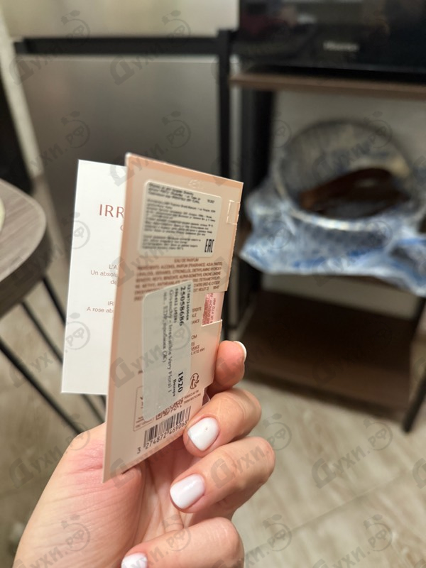 Духи Irresistible Very Floral от Givenchy