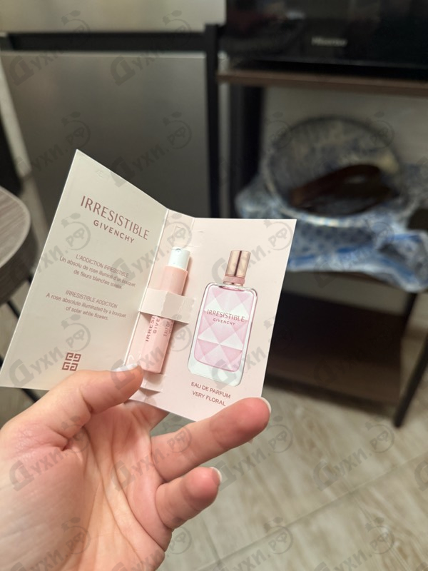 Парфюмерия Irresistible Very Floral от Givenchy