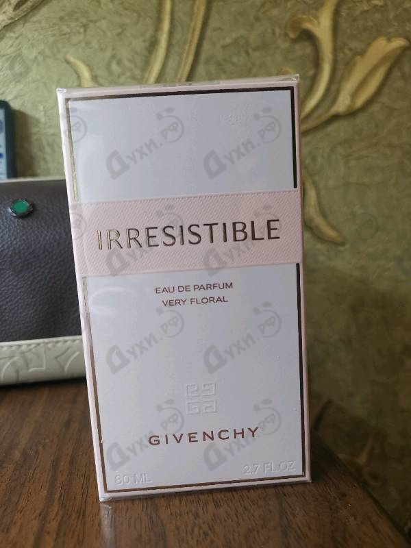 Купить Irresistible Very Floral от Givenchy