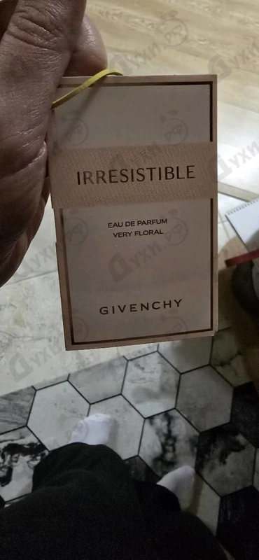 Купить Irresistible Very Floral от Givenchy