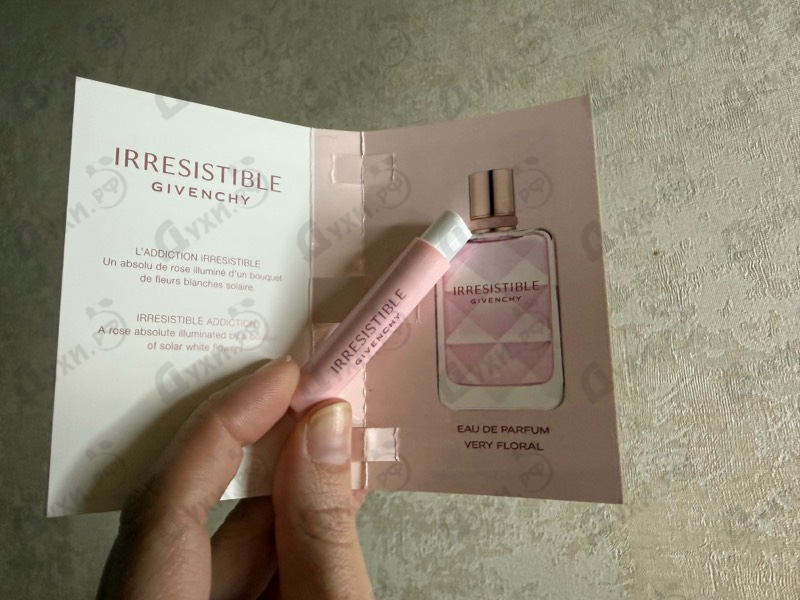 Парфюмерия Irresistible Very Floral от Givenchy