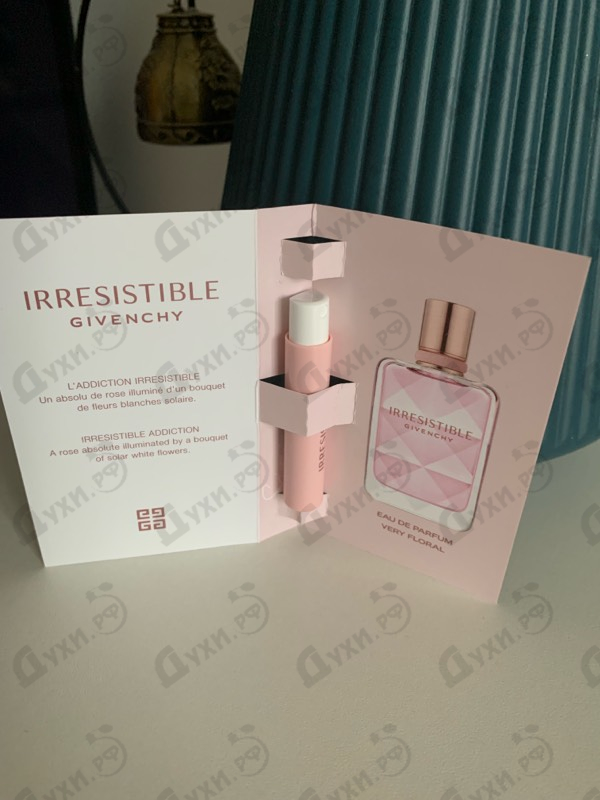 Парфюмерия Irresistible Very Floral от Givenchy