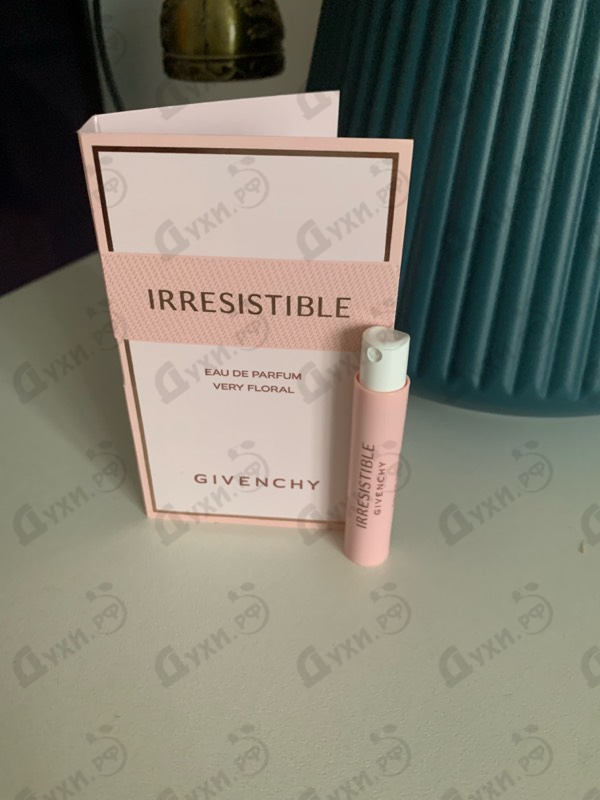 Купить Irresistible Very Floral от Givenchy