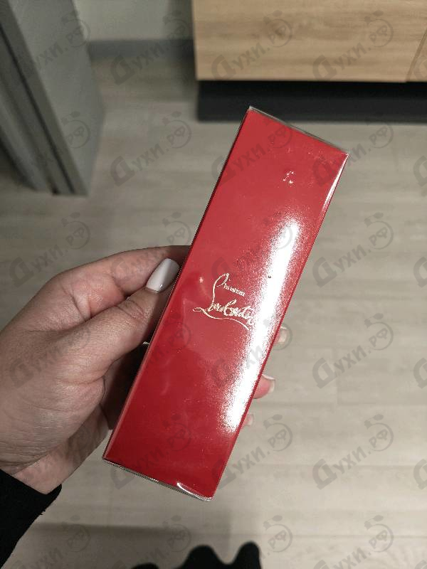 Парфюмерия Loubimar Eau De Parfum Legere от Christian Louboutin