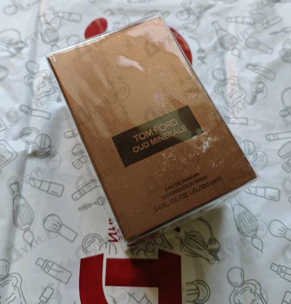 Духи Oud Minerale 2023 от Tom Ford