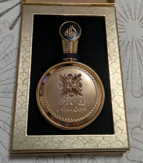 Парфюмерия Fakhar Gold от Lattafa Perfumes