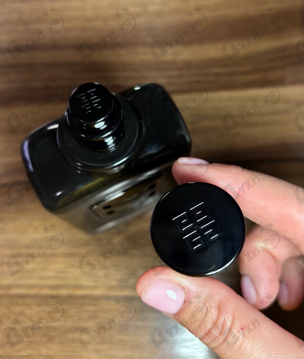 Духи Gentleman Society Eau De Parfum Extreme от Givenchy