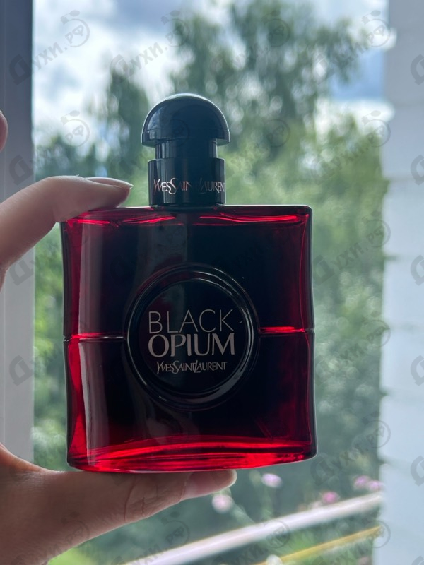 Духи Black Opium Over Red от Yves Saint Laurent