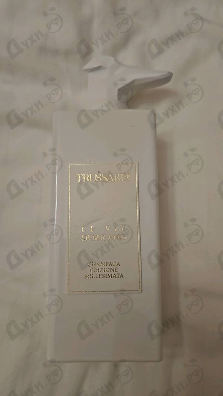 Парфюмерия Trussardi Champaca Edizione Millesimata