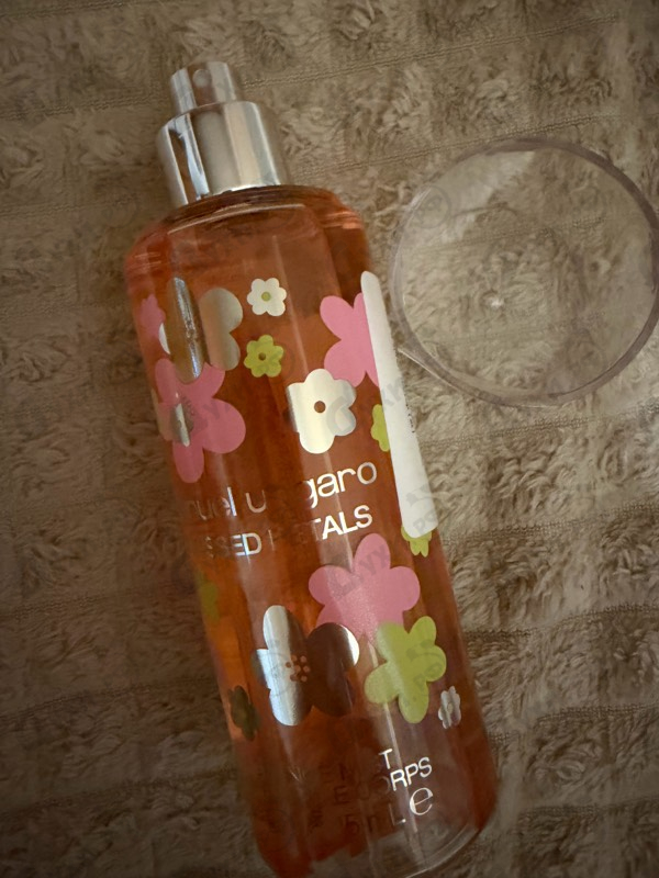 Духи Sunkissed Petals от Emanuel Ungaro