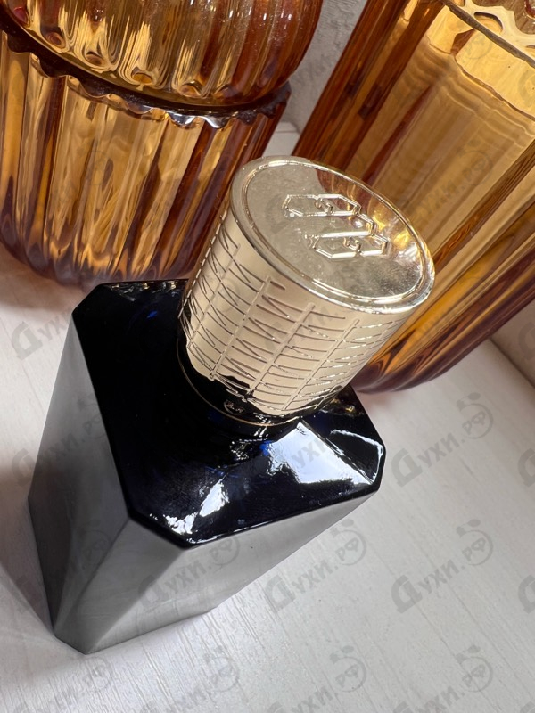 Духи The Hedonist Extrait De Parfum от Ex Nihilo