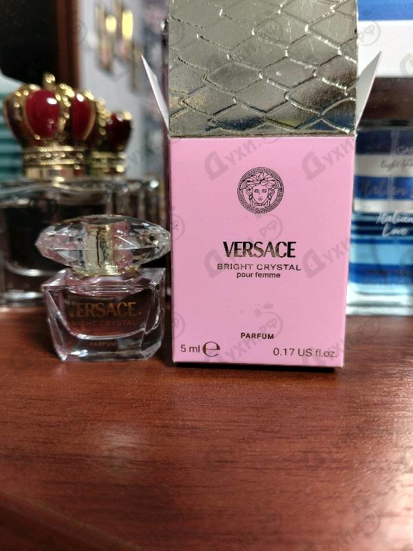 Купить Bright Crystal Parfum от Versace