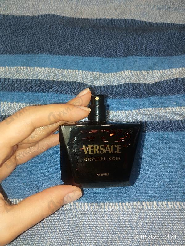 Купить Crystal Noir Parfum от Versace