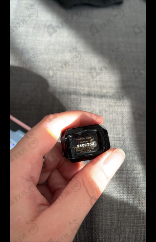 Духи Crystal Noir Parfum от Versace