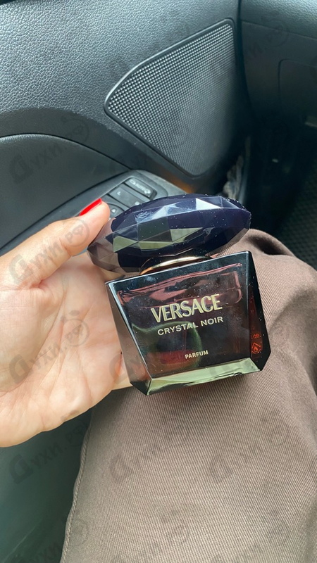 Купить Crystal Noir Parfum от Versace