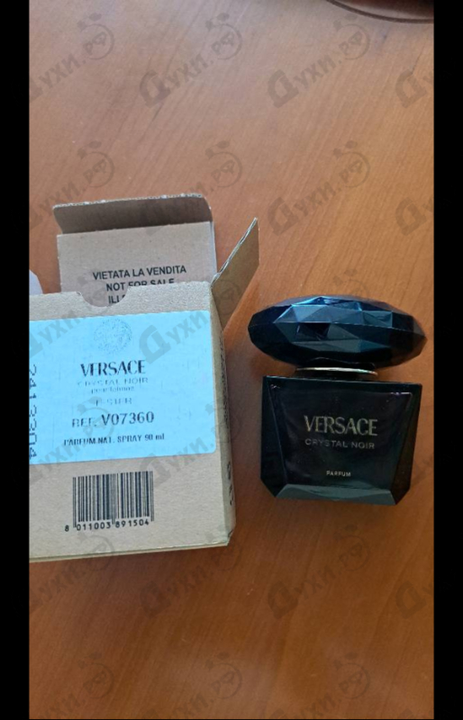 Духи Crystal Noir Parfum от Versace
