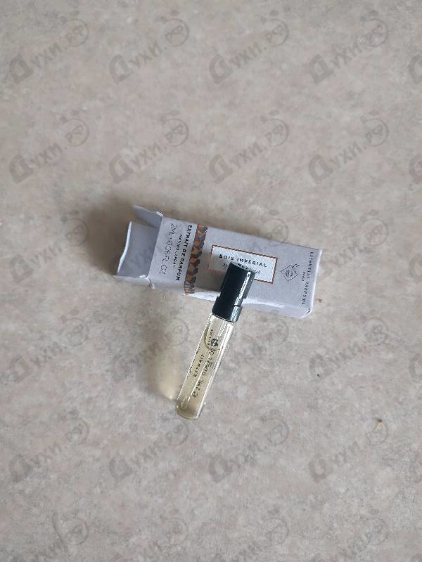 Парфюмерия Bois Imperial Extrait от Essential Parfums