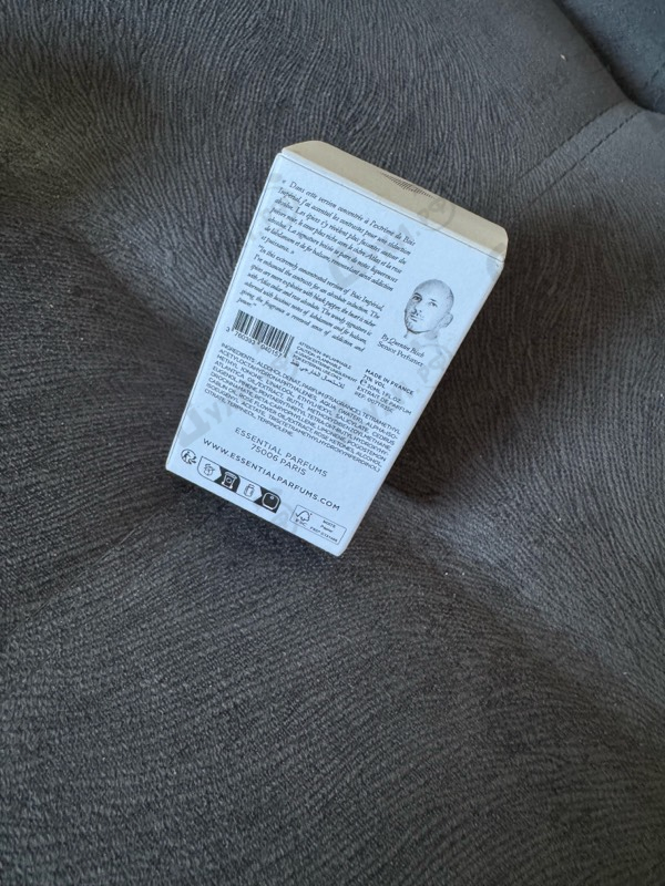 Купить Bois Imperial Extrait от Essential Parfums