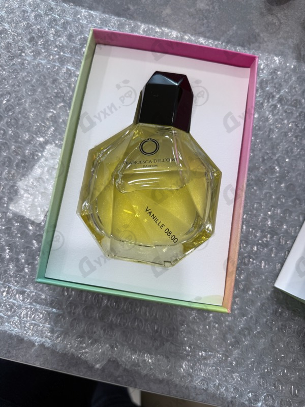 Парфюмерия Vanille 08:00 от Francesca Dell'Oro