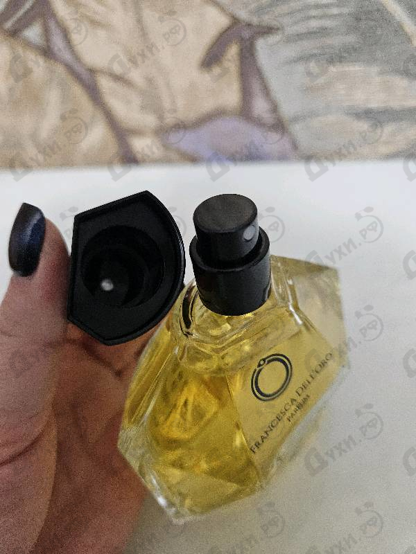 Духи Vanille 12:00 от Francesca Dell'Oro