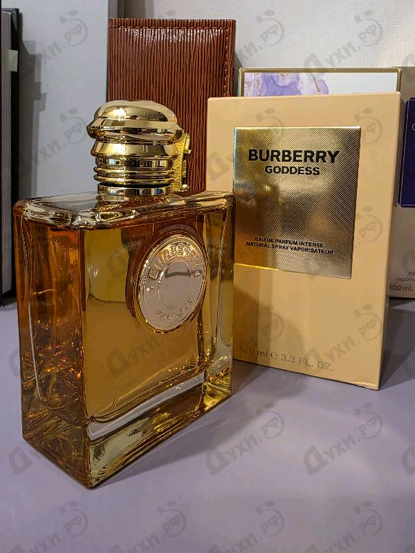 Парфюмерия Goddess Intense от Burberry